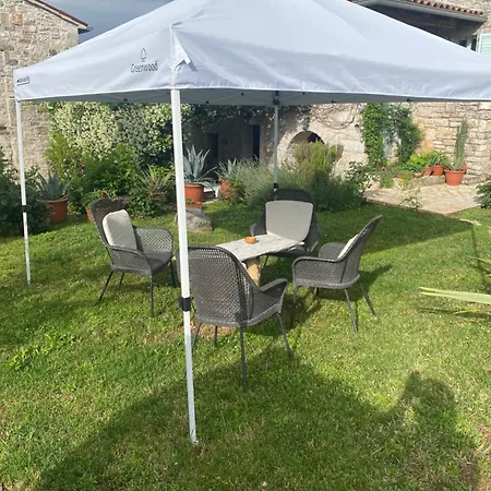 Holiday home Domos Selene Casa Delle Fate Tinjan